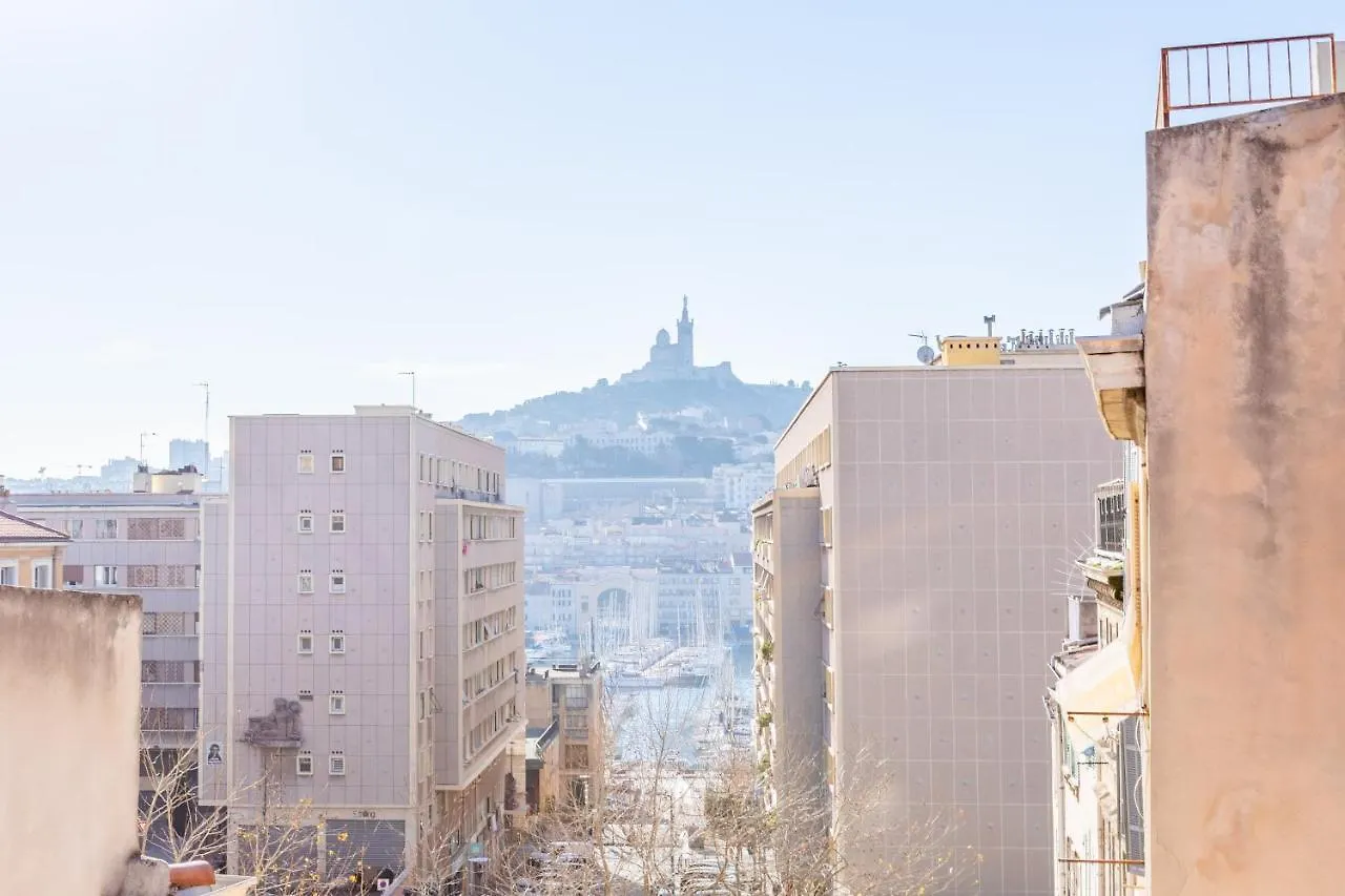 Complexe Les Petits Paniers - 5 Studios - Clim - 16 Pers - Vieux Port Marseille Holiday home